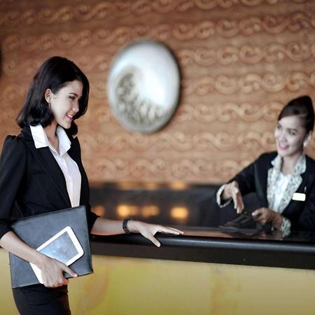 Grand Basko Hotel Padang  Esterno foto