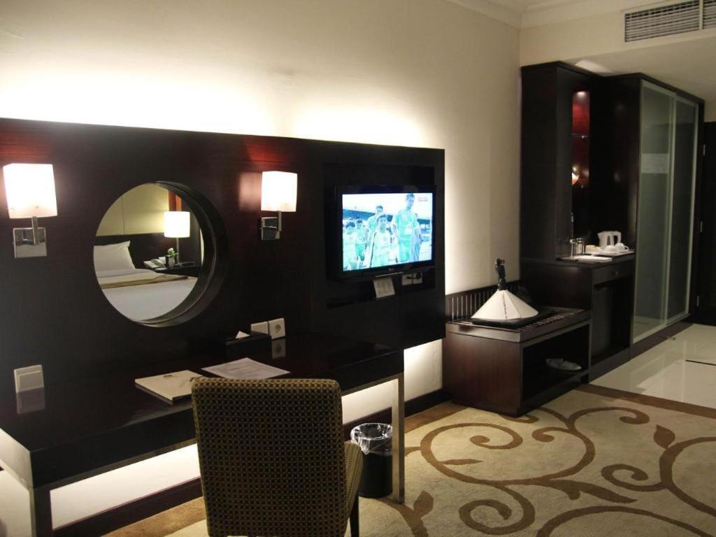Grand Basko Hotel Padang  Esterno foto