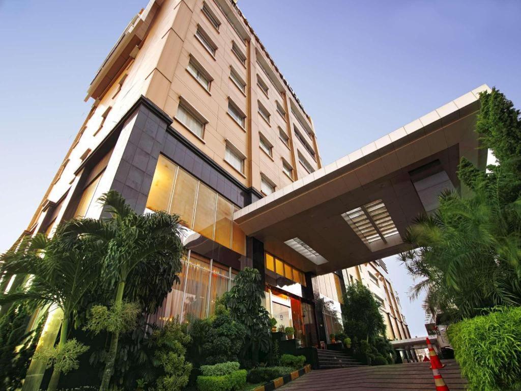 Grand Basko Hotel Padang  Esterno foto