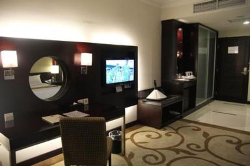 Grand Basko Hotel Padang  Esterno foto