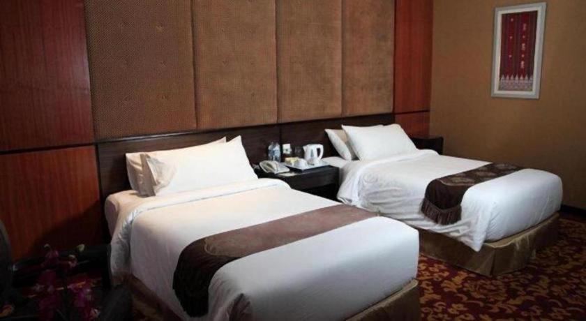 Grand Basko Hotel Padang  Esterno foto